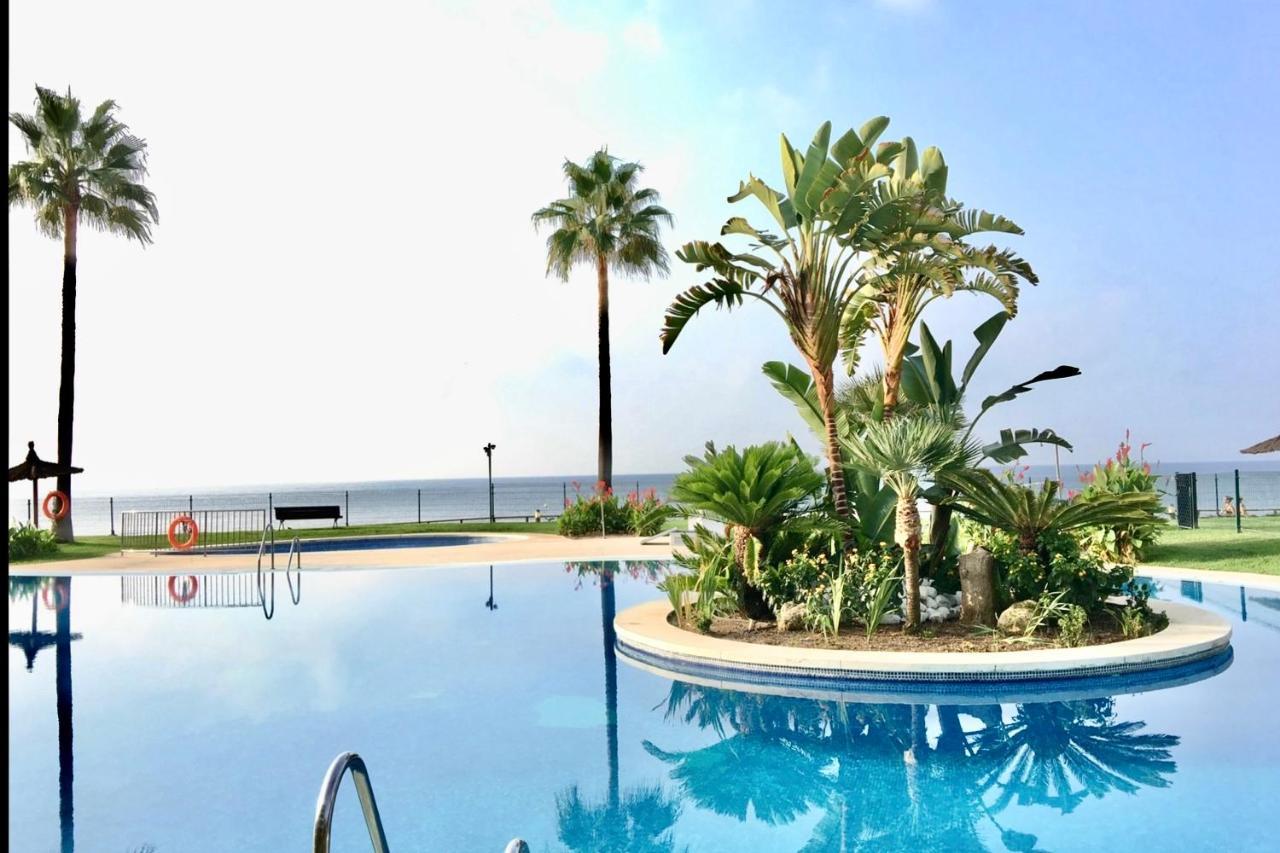 Mi Capricho Beachfront- P301 Apartment With Sea View Sitio de Calahonda Exteriör bild