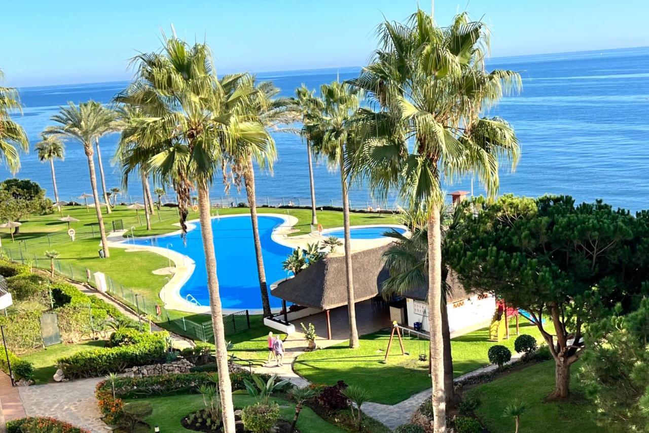 Mi Capricho Beachfront- P301 Apartment With Sea View Sitio de Calahonda Exteriör bild